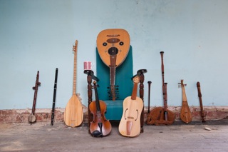 Giles Lewin's musical instruments