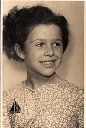 An old black and white image of Gloria as a young girl