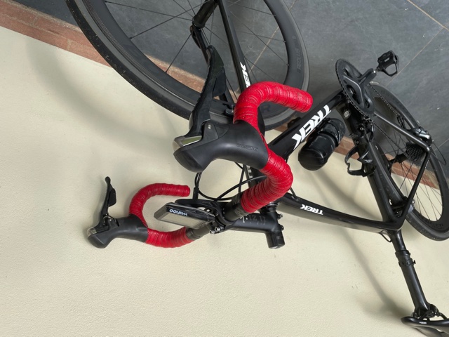 bike computer that connects to strava