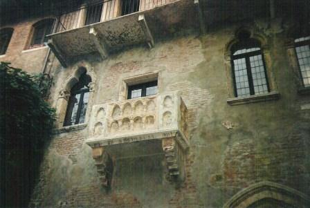 Visiting Juliet's house in Verona: the power of a love story