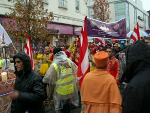 Nagar Yatra procession, Preston (photo by Gwilym Beckerlegge)