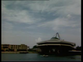 video preview image for Open Forum 59 (1980) : reading and everyday life II ; Talking it through