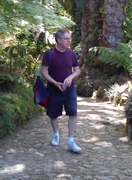 photo of Dr Christopher Belshaw