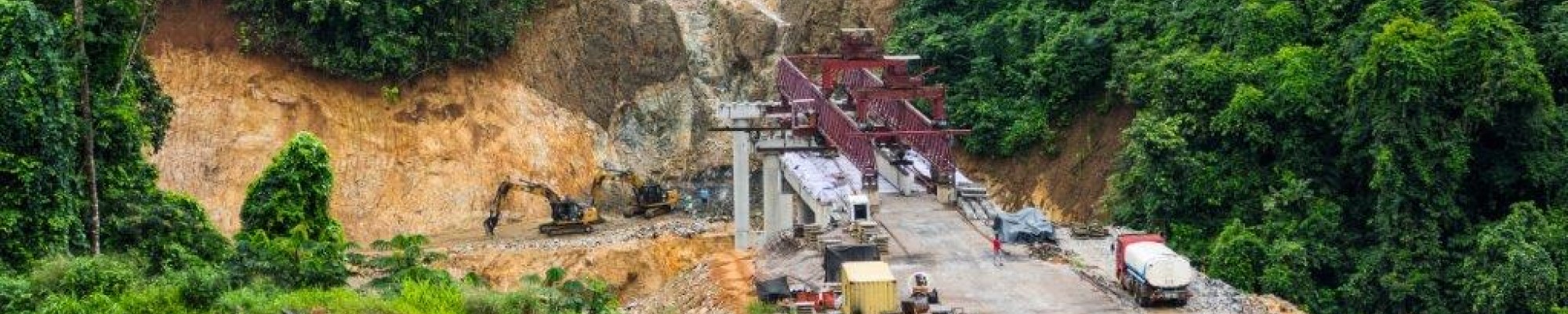Bridge under construction in Cameroon