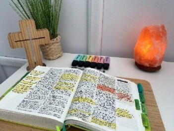 ‘Journalling Bible’, photograph by A227 student Cerys Wood 