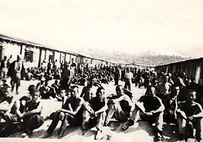 Zatocenici logora Sajmište